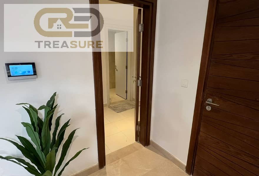 13 e9af0f1f-5b27-4a9a-ba9a-d3a7f52ebe4d. jpg