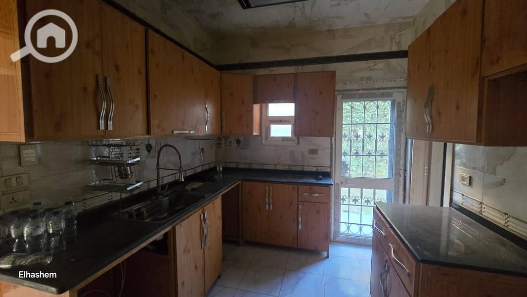 3 43a67e00-236f-4e9e-b72f-3488c25b0b23. jpg