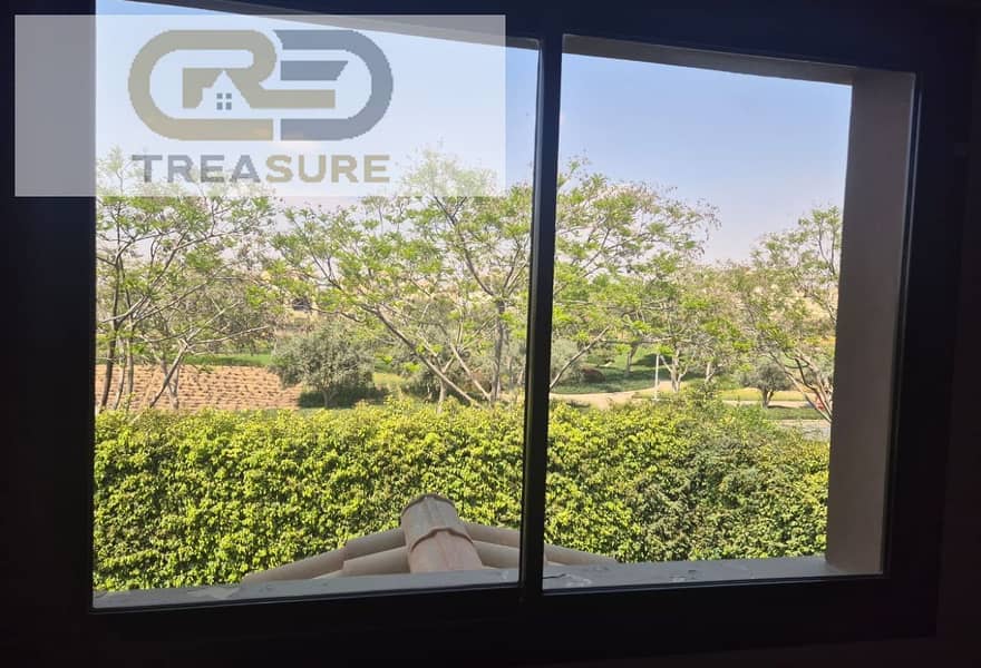 18 f2ca7b4b-9ca5-4640-bfe3-5a3b2e1fb9e6. jpg