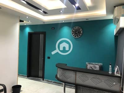 شقة 4 غرف نوم للايجار في القاهرة الجديدة، القاهرة - بيزمنت بمدخل خاص للايجار لشركات الإدارية بالتجمع الخامس