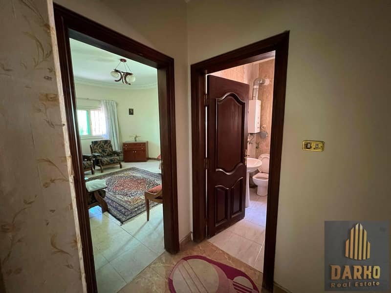 13 0336ef42-d263-42f9-b36d-3e48c3a7c220. jpg