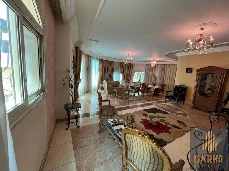 15 0ce184a0-f352-43f2-b67b-e1551c18ecff. jpg