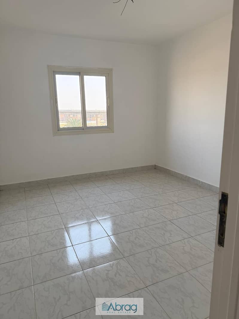 3 WhatsApp Image 2025-12-30 at 15.18. 46 (3). jpeg