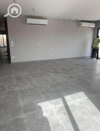 شقة 3 غرف نوم للايجار في الشيخ زايد، الجيزة - 54095b37-e1c0-4f7f-8f50-759567646f70. jpg