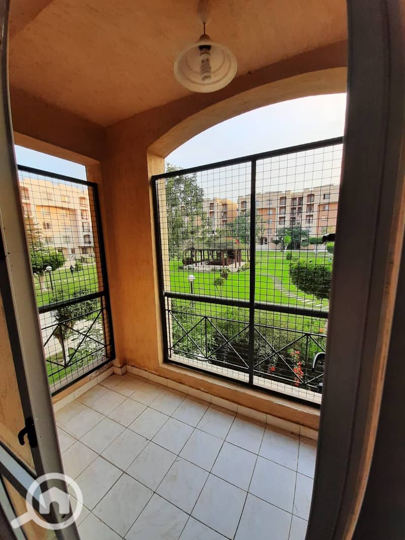 3 92e830b1-3adf-4449-bcb8-196772b59fb5. jpeg