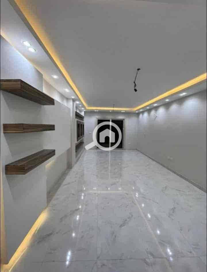 3 ffb70b74-69df-4e1f-83fc-2f6f57aed116. jpg