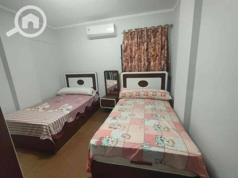 7 f5d376f1-fff3-4b44-9b95-9cbb844e330a. jpg