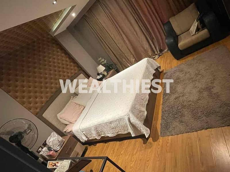 11 86982864-f98f-45fe-a3ff-4e1a67838ea2. jpg