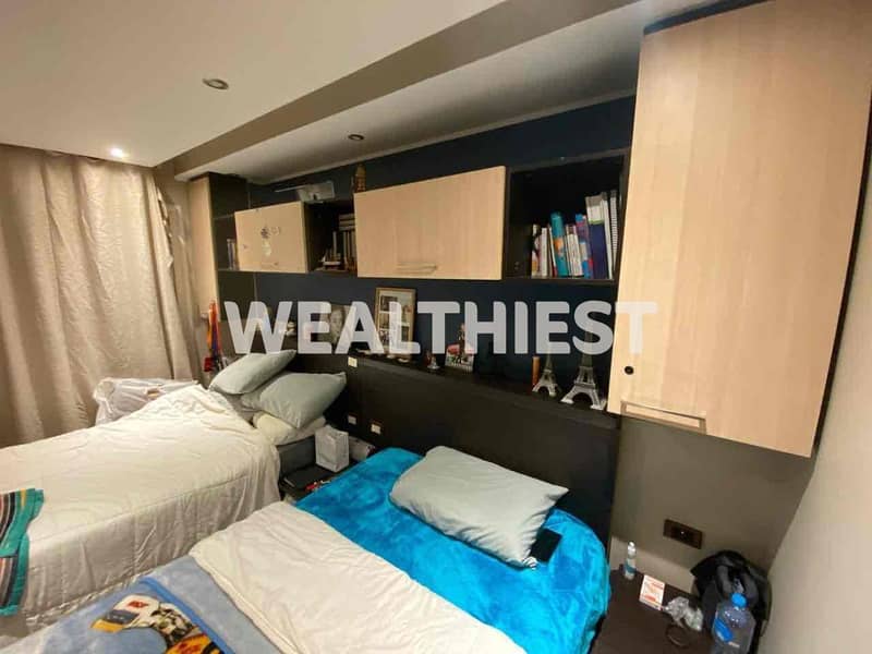 12 c1022a19-e33d-473a-8d51-66b84ea3e59d. jpg