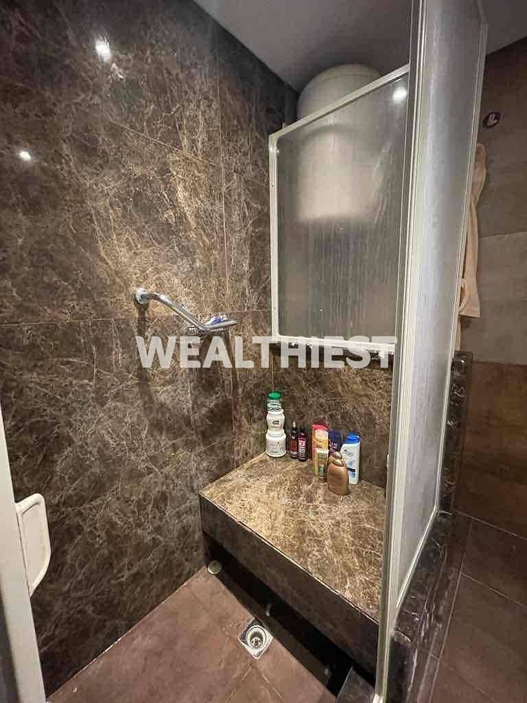 18 dc6ab59f-6ab8-435a-ae1b-f557b3af9724. jpg