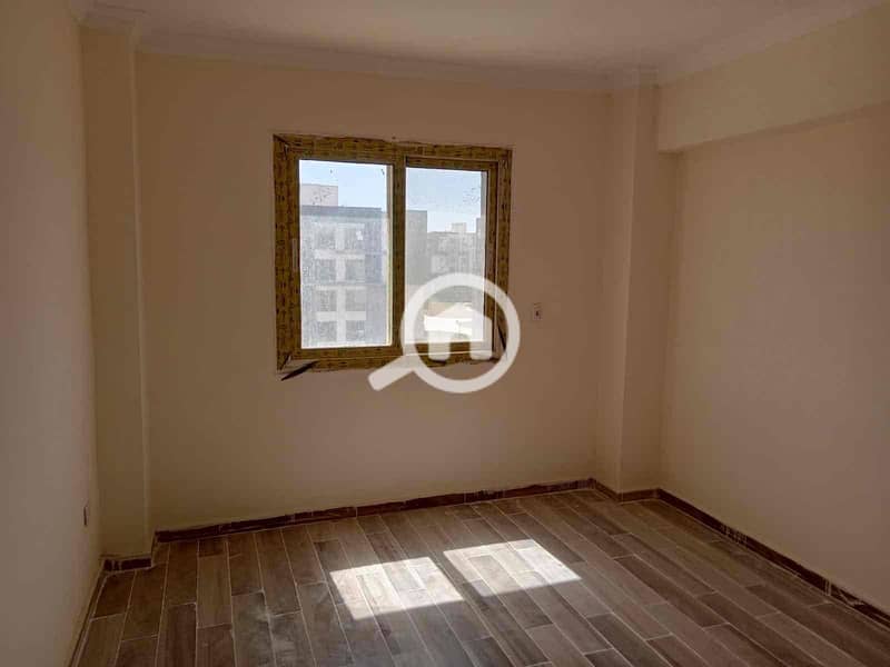 3 13738b51-d9fe-4cb9-8546-60a08f1591e4. jpg