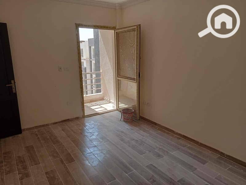 4 0282f0e9-1a06-4060-a549-426daba45526. jpg