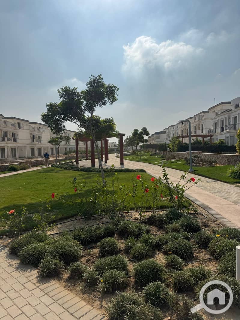 5 4fa4bbd9-3533-48b2-9c5f-62c08c995306. jpeg