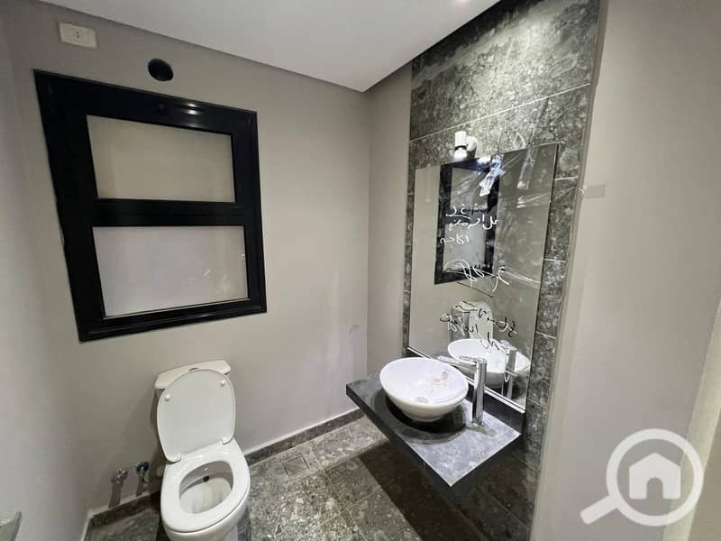 5 13167259-8711-4bf6-9083-0198cd0130db. jpg