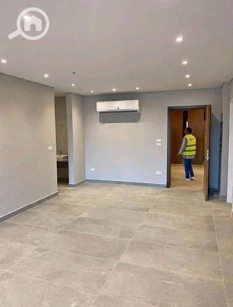 18 a7d15f39-5787-42b2-849b-8ed31d7b8e34. jpg