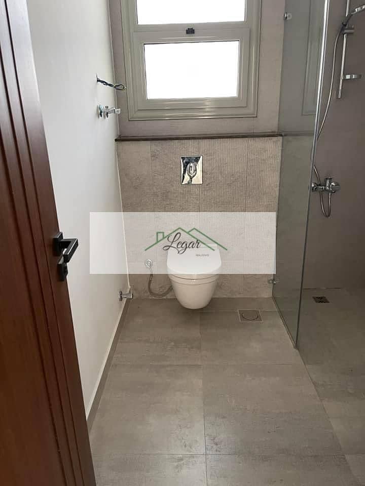 5 4ee07fec-5a0b-4856-b2f0-2dff5115634e. jpg