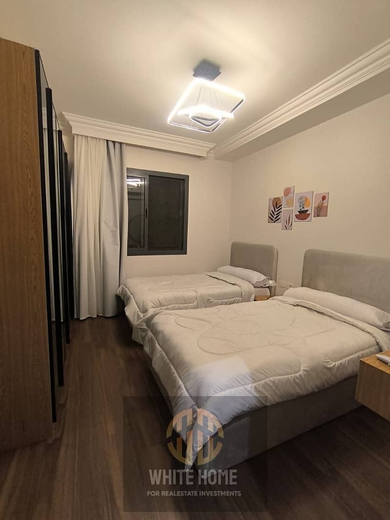 10 5d30a108-c952-4b01-a7c2-c3da33b84bf7. jpeg