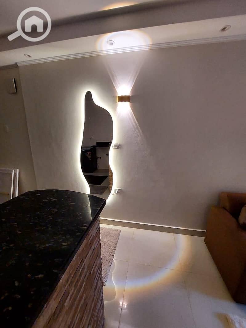 5 8032938d-a88d-489d-8f21-cc306dd83cdb. jpg