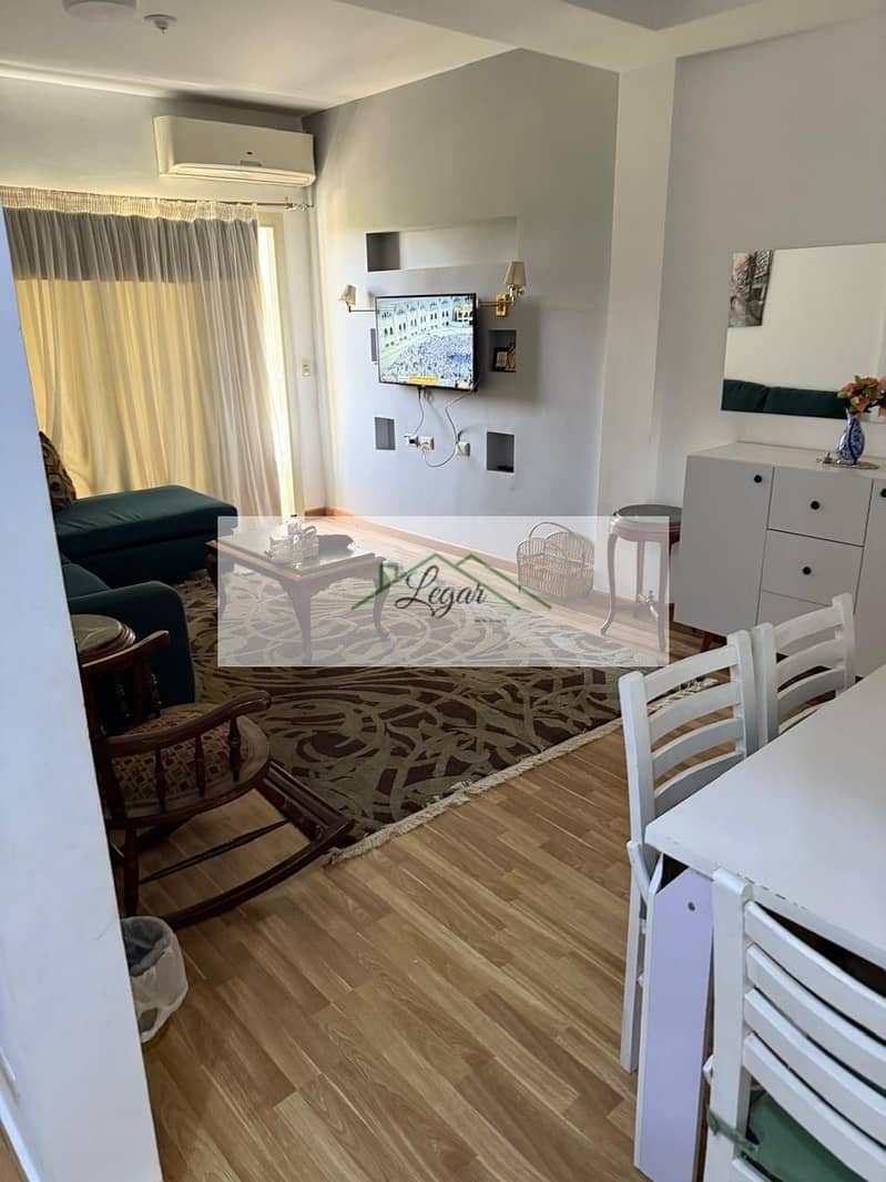 4 ed65b9a0-df8e-438b-9ddb-89525876bb97. jpg