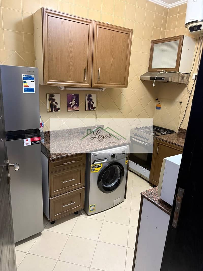 8 aa5cb73b-f802-4151-a51f-4672433c1cde. jpg