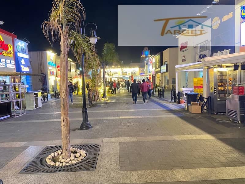 10 9257452e-83bb-4644-b0a6-41f840685d1c. jpg