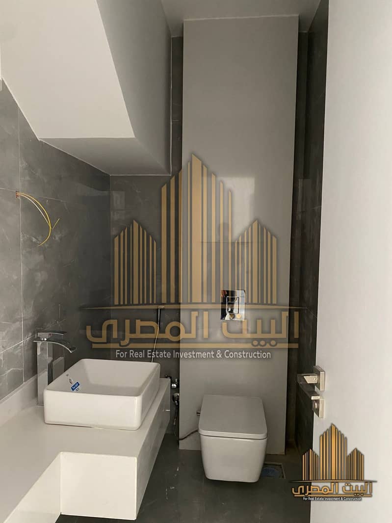 15 306734b0-c3ef-44b1-9575-86871dac8b82. jpg