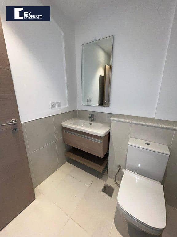 6 _files_WhatsApp Image 2025-04-10 at 20.32. 57 (1). jpeg