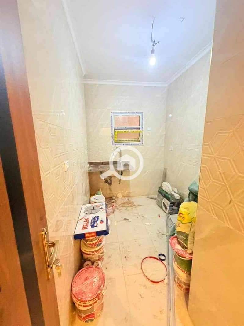 6 2ffbdc32-f07d-4c71-b48d-14fc033ce9c1. jpg