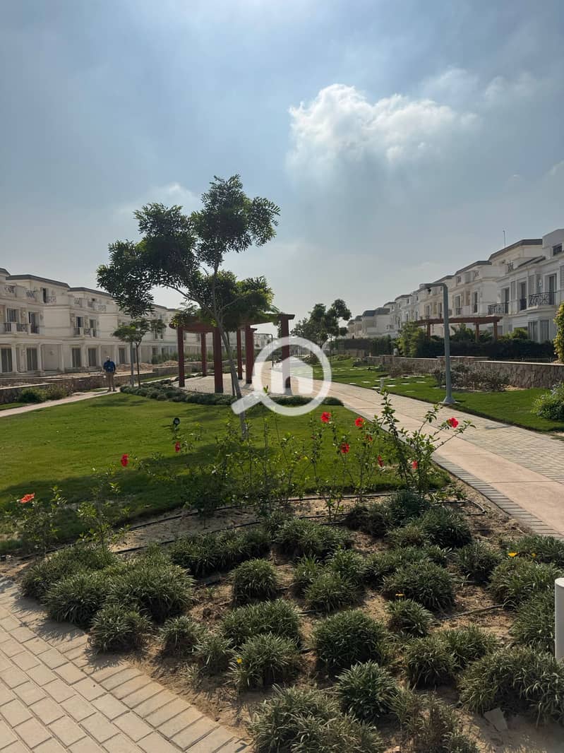 8 4fa4bbd9-3533-48b2-9c5f-62c08c995306. jpeg