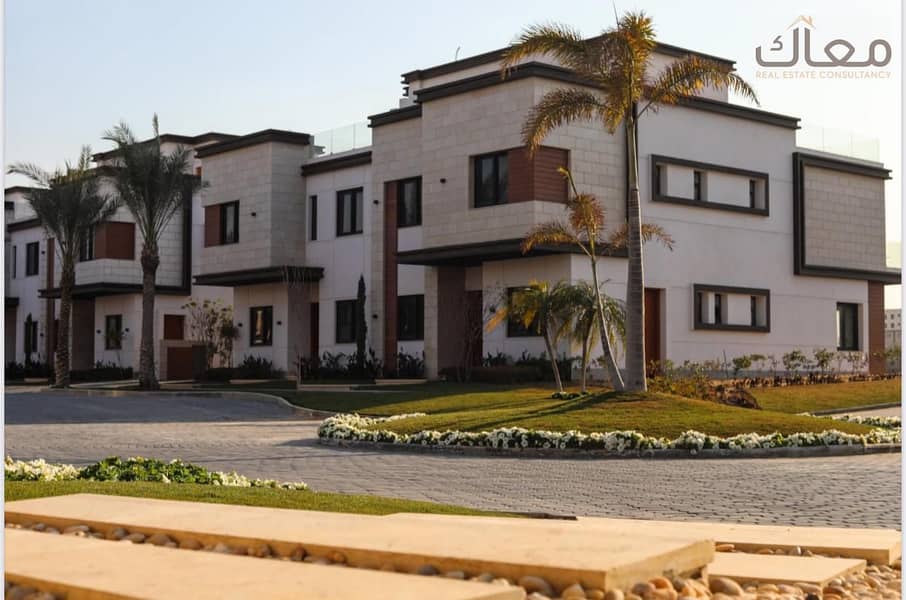 10 cd93d7f7-d3ec-4b71-8ed6-3a356ded4bb2. jpg