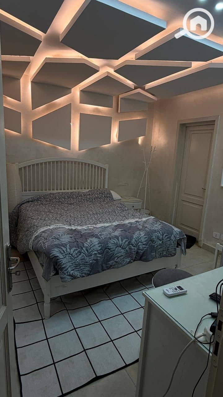 7 905d7757-90d3-48b2-96f5-625f1823bf47. jpeg