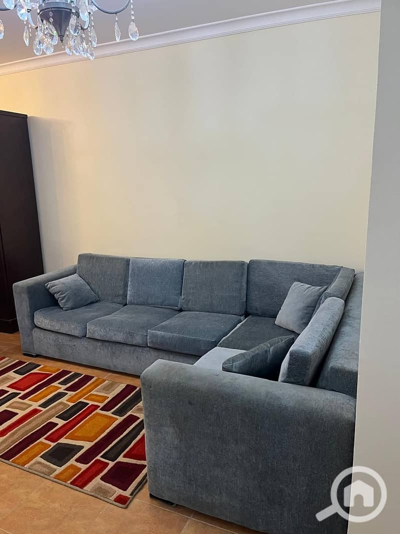 6 e18cc748-4922-4c85-8f84-4fe6028cc33b. jpeg