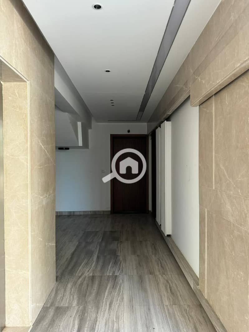 2 39bb2726-9812-4ad2-b993-16a09cd53b59. jpeg