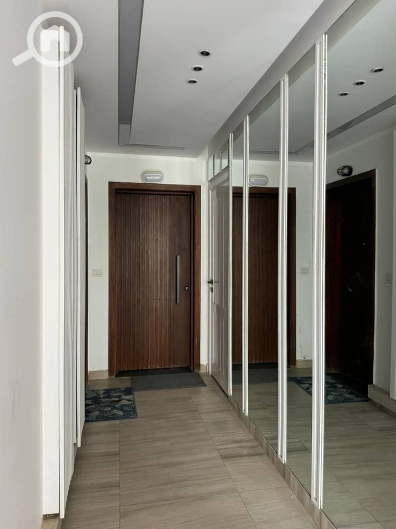 24 5eadea6d-b9b6-429a-859e-786eba703f44. jpeg