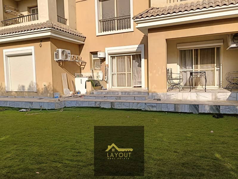 12 b72e9aff-d6f4-4c1b-b478-0d506cfce929. jpg