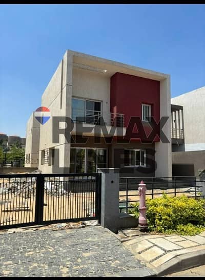 3 Bedroom Villa for Sale in Madinaty, Cairo - WhatsApp Image 2026-01-21 at 13.14. 55 (1). jpeg