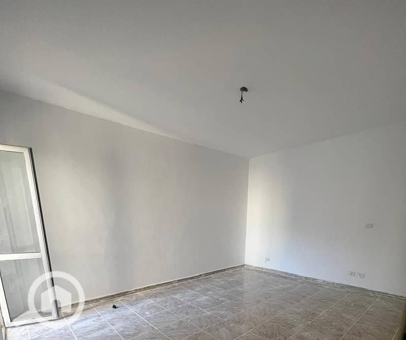 10 ef7231b5-4784-46a5-b341-9090c6c0a7fd. jpeg