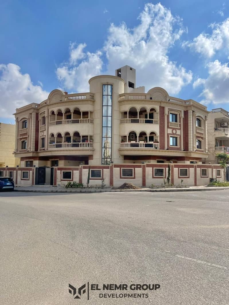 5 047a8088-6921-431e-95cf-57b6f22d6ad4. jpg