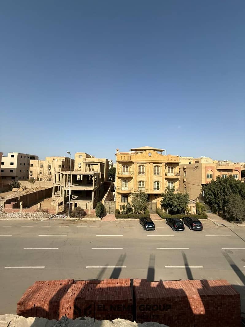 7 2f08d9fd-4535-4f17-b9b2-77f6f3819d0e. jpg