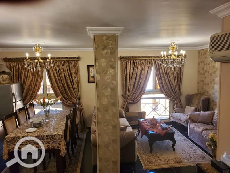 3 210190e0-711c-43fb-8ea8-8c67d26e4c5a. jpeg