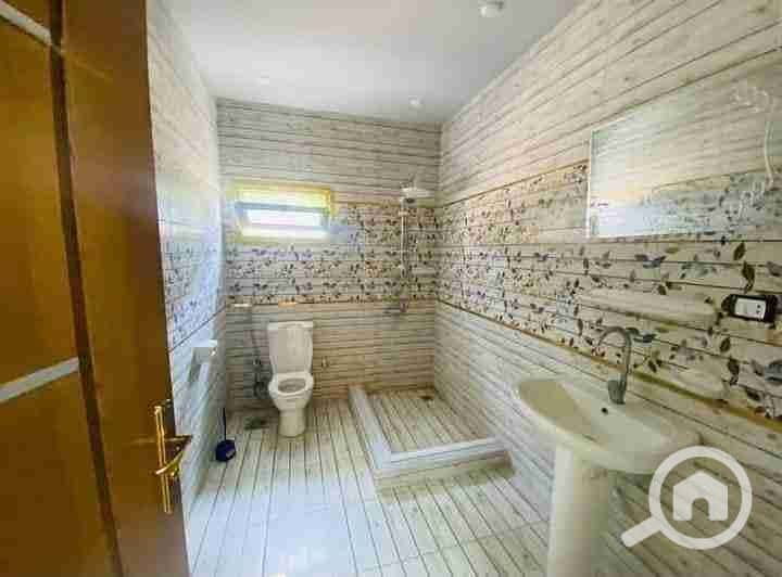 4 FB_IMG_1697012135849. jpg