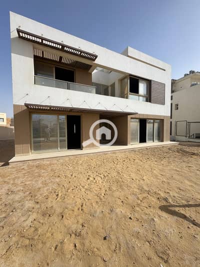 4 Bedroom Twin House for Sale in 6th of October, Giza - WhatsApp Image 2026-01-13 at 1.35. 40 PMd. jpeg 4 Bedroom Twin House for Sale in 6th of October, Giza - WhatsApp Image 2026-01-13 at 1.35. 40 PMd. jpeg