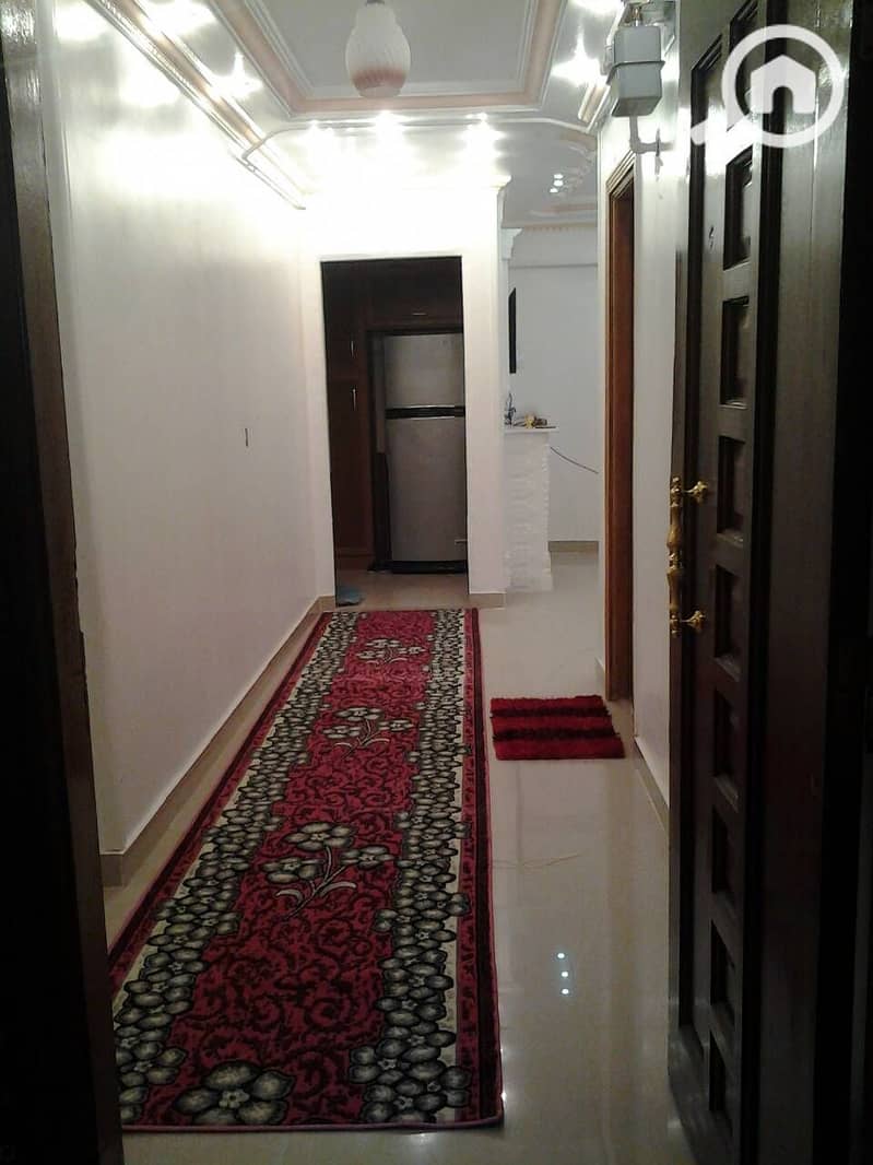 8 6e9a6f56-f98a-4789-887f-eab89d755f19. jpg