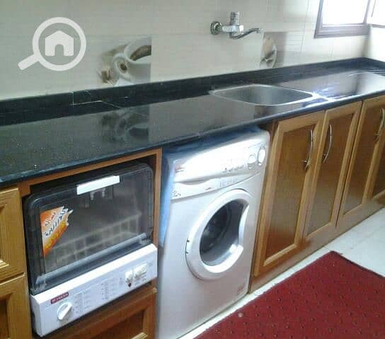 9 68f054ff-bf94-4289-b824-e93997ca9843. jpg