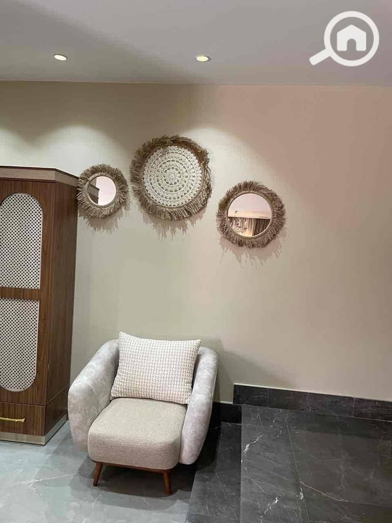 4 0e499b0a-500d-49c4-b36c-fc7d9108c6cd. jpg