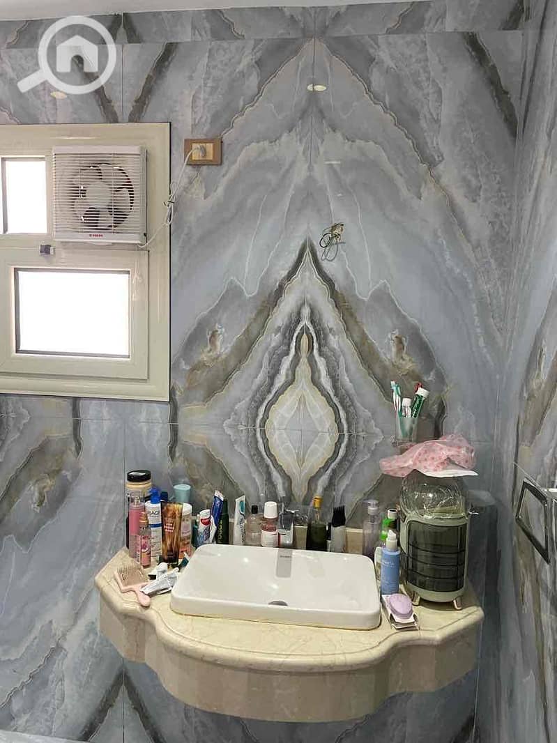 5 2f20beaa-9a40-4847-9d3a-ce73c20a745b. jpg