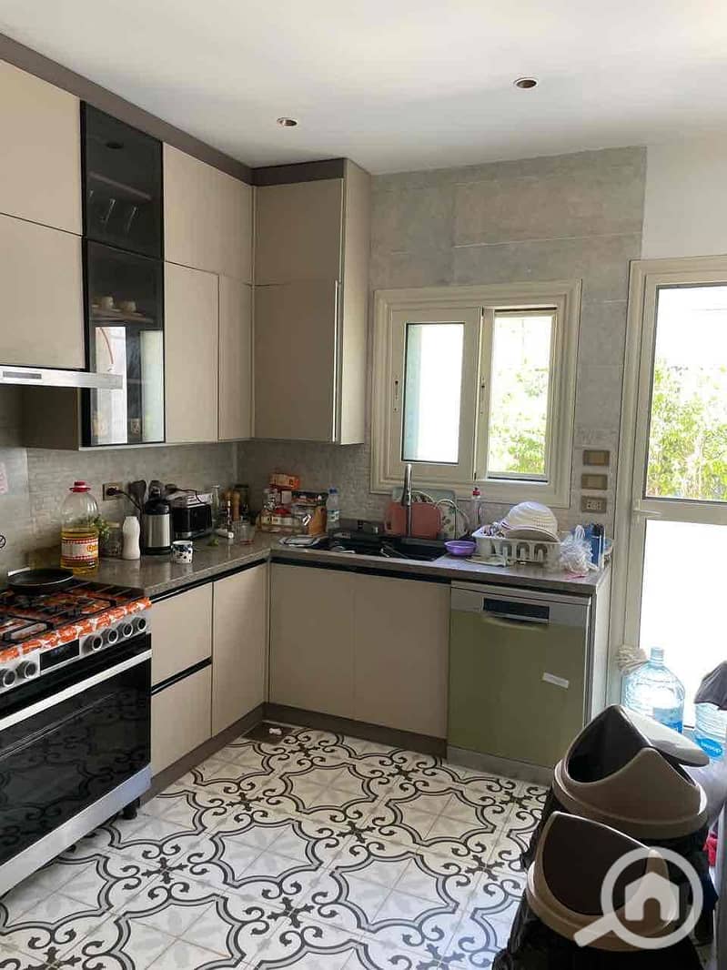 7 836bfd90-8548-40ef-8adf-fca558067f00. jpg