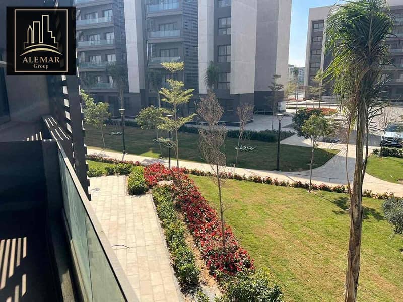 6 a518b864-8813-4897-9a7f-9633a2bac814. jpg