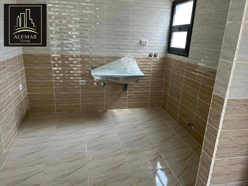 9 dec155a9-3cee-4b06-a75c-9b6ca7a3376a. jpg