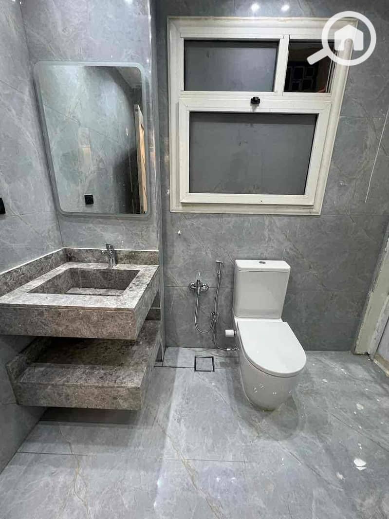 14 4a0057a5-8ff7-461f-b6b5-a66fef1e5bb2. jpg